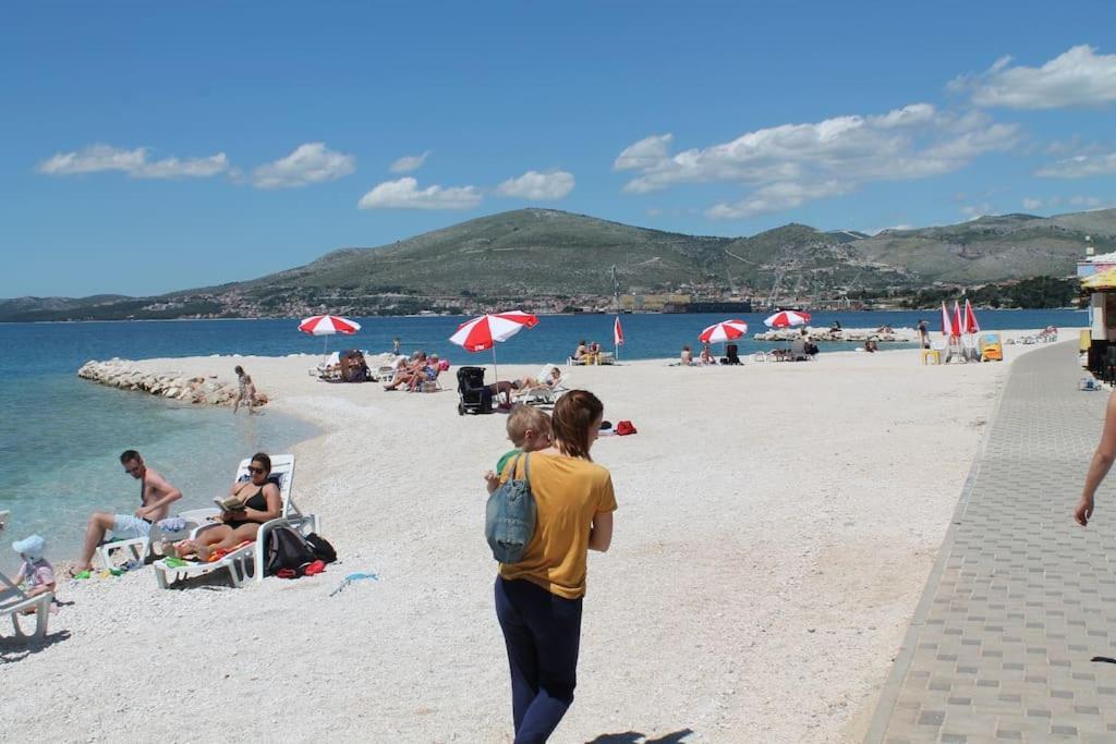 Apartment Mia - Spacious Apartment On 85 M2 With Beautiful Sea View Trogir Dış mekan fotoğraf
