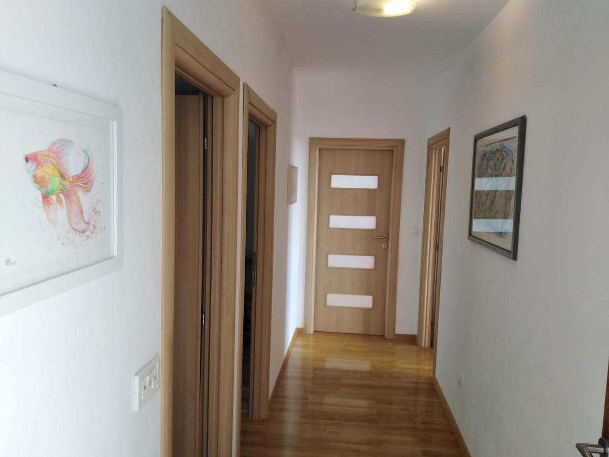Apartment Mia - Spacious Apartment On 85 M2 With Beautiful Sea View Trogir Dış mekan fotoğraf