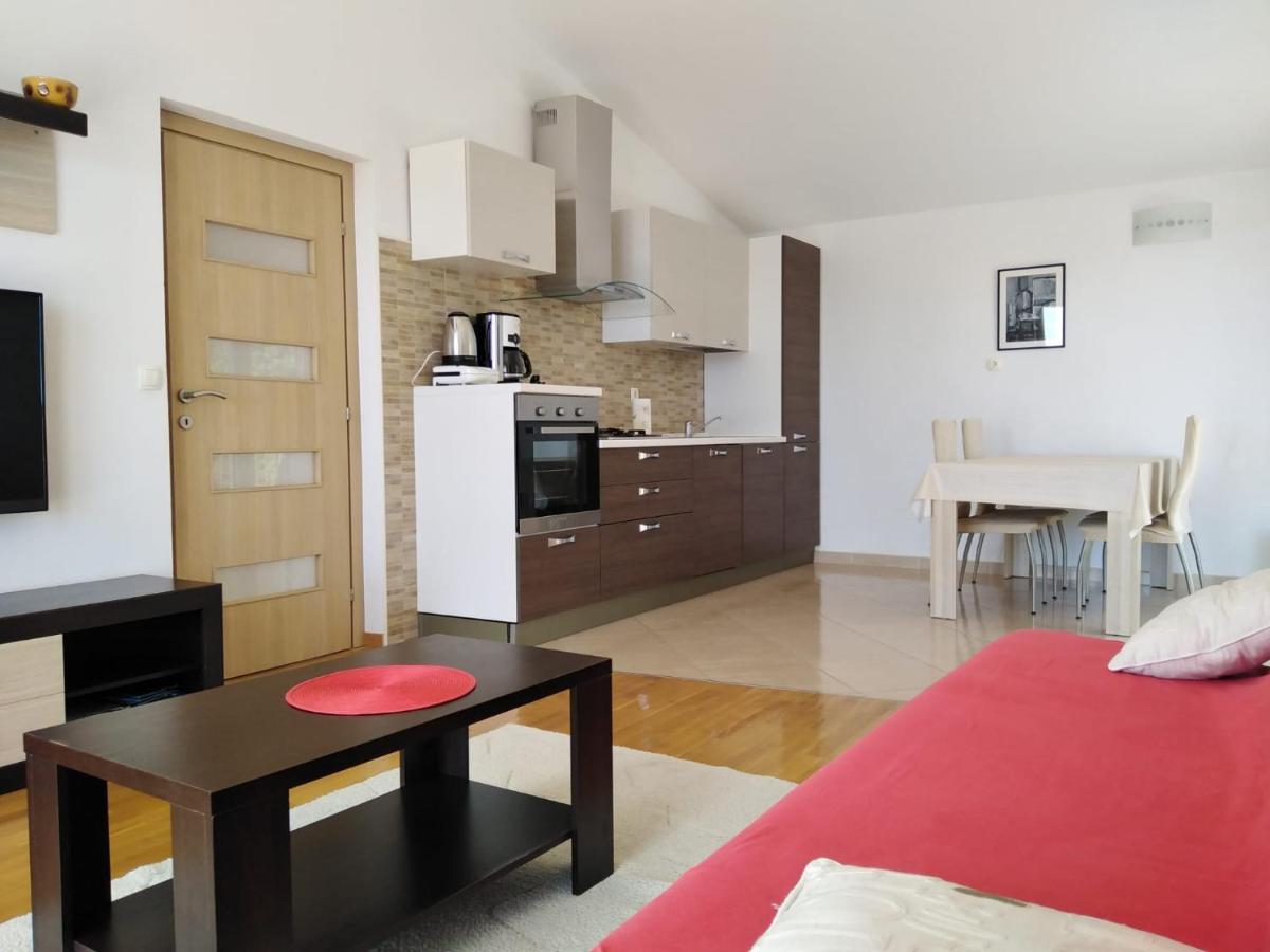 Apartment Mia - Spacious Apartment On 85 M2 With Beautiful Sea View Trogir Dış mekan fotoğraf
